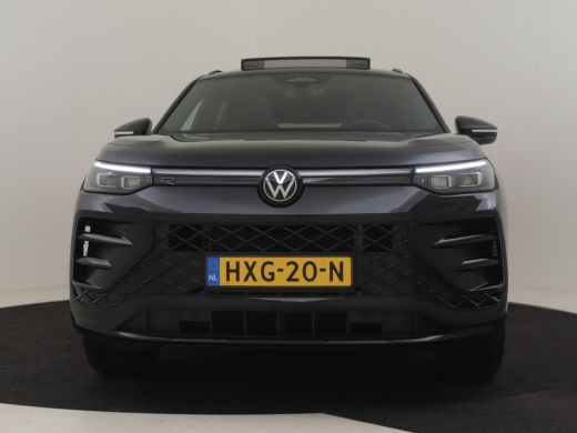Volkswagen Tayron 1.5 eHybrid R-Line Edition 204Pk DSG/AUTO | Panoramadak | Black Style l Camera | Cruise control A... ActivLease financial lease