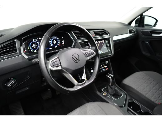 Volkswagen Tiguan 1.4 TSI 245 pk eHybrid Life 6-DSG | Achteruitrijcamera | Cruise control adaptief | Stoel/stuur ve... ActivLease financial lease
