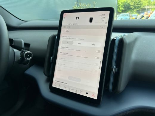 Volvo  EX30 Single Motor Extended Range Plus Europa 69 kWh | Apple Carplay/Android Auto|telefoonintegratie pr... ActivLease financial lease