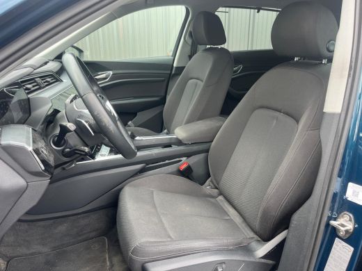 Audi e-tron 55 quattro Business edition 95 kWh 408pk | Achteruitrijcamera | 94% SOH | Elektrisch verstelb. vo... ActivLease financial lease