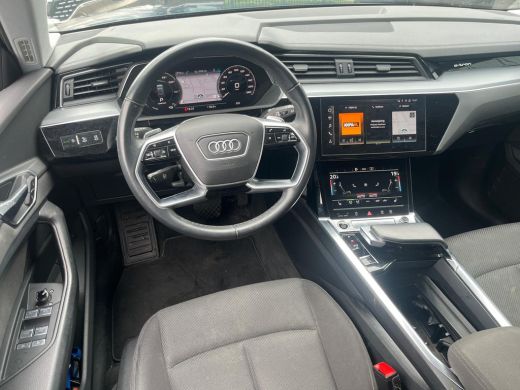 Audi e-tron 55 quattro Business edition 95 kWh 408pk | Achteruitrijcamera | 94% SOH | Elektrisch verstelb. vo... ActivLease financial lease