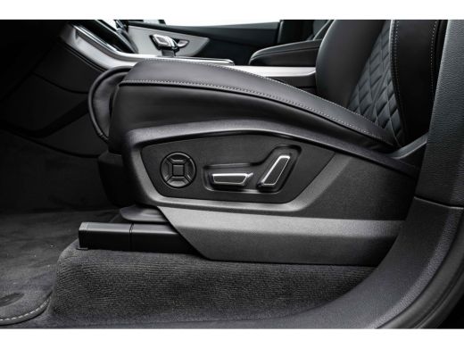Audi Q7 Pro Line S | Achterbank plus | LED-koplampen | Optiekpakket zwart plus ActivLease financial lease