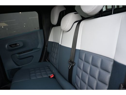 Fiat Grande Panda La Prima 11 kW 44 kWh | Navigatie | Achteruitrijcamera | Stoel/Stuurverwarming | Draadloos Apple ... ActivLease financial lease