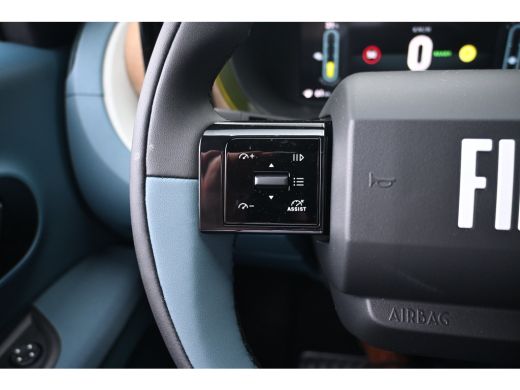 Fiat Grande Panda La Prima 11 kW 44 kWh | Navigatie | Achteruitrijcamera | Stoel/Stuurverwarming | Draadloos Apple ... ActivLease financial lease