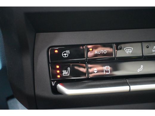 Fiat Grande Panda La Prima 11 kW 44 kWh | Navigatie | Achteruitrijcamera | Stoel/Stuurverwarming | Draadloos Apple ... ActivLease financial lease