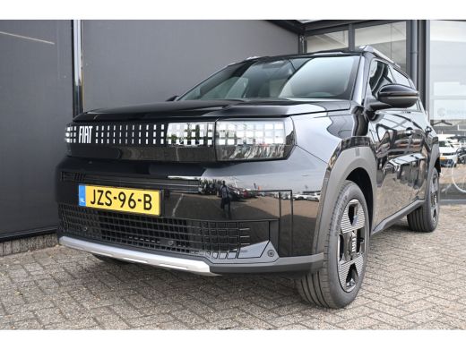 Fiat Grande Panda La Prima 11 kW 44 kWh | Navigatie | Achteruitrijcamera | Stoel/Stuurverwarming | Draadloos Apple ... ActivLease financial lease