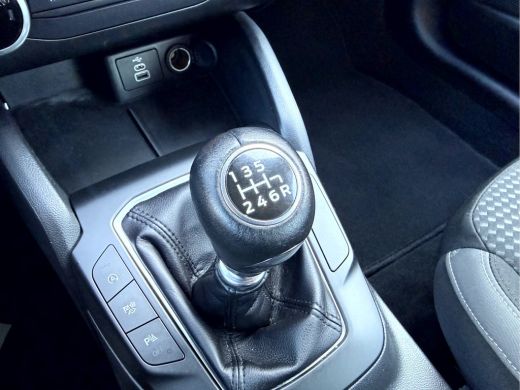 Ford Focus 1.0 EcoBoost Connected App Connect, 16''Lmv, Navi ActivLease financial lease