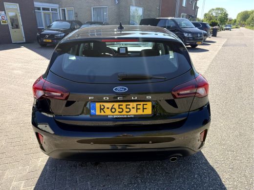 Ford Focus 1.0 EcoBoost Connected App Connect, 16''Lmv, Navi ActivLease financial lease