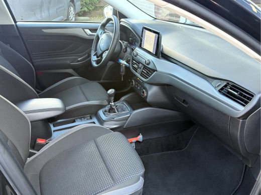 Ford Focus 1.0 EcoBoost Connected App Connect, 16''Lmv, Navi ActivLease financial lease