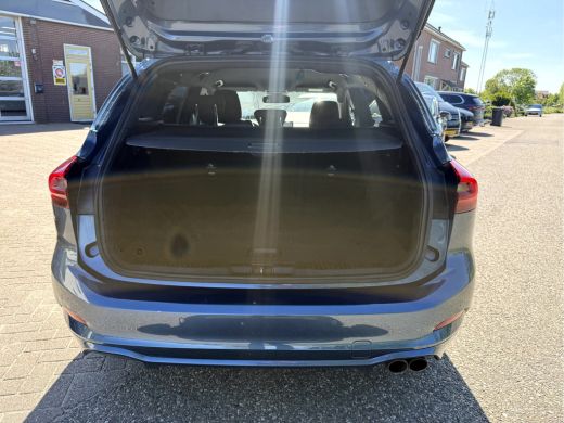 Ford Focus 1.0 EcoBoost Hybrid ST Line Fullmap Navigatie, 17''Lmv ActivLease financial lease