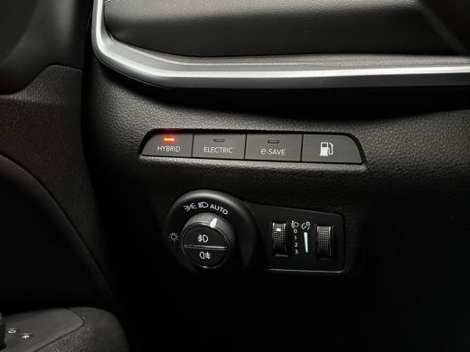 Jeep Compass 4xe 190 Plug-in Hybrid Electric Night Eagle 190Pk Automaat (VIRTUAL COCKPIT, APPLE CARPLAY, GROOT... ActivLease financial lease
