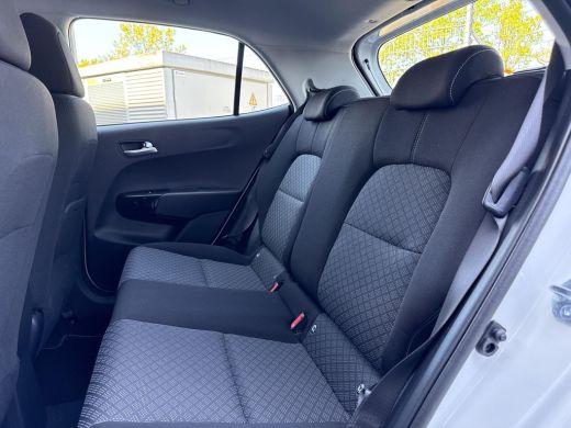 Kia Picanto 1.0 GDi 50 Jaar Oostendorp Jubileum Editie | Zwarte Accenten | LMV ActivLease financial lease