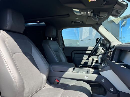 Land Rover Defender Hard Top Defender 90 Hard Top 3.0 D250 SE | 22 Inch | Luchtvering | El. trekhaak | Cold Climate |... ActivLease financial lease