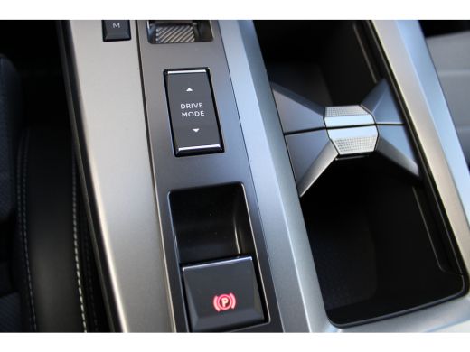 Opel Grandland Business Edition | Automaat | Navigatie | Camera | Panorama/schuifdak | Focal | Apple carplay | N... ActivLease financial lease