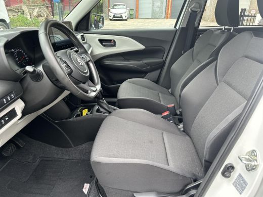 Suzuki Swift 1.2 Select Smart Hybrid ActivLease financial lease