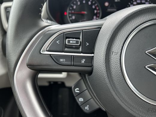 Suzuki Swift 1.2 Select Smart Hybrid ActivLease financial lease