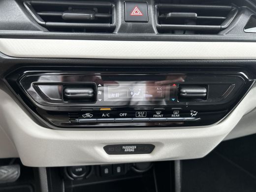 Suzuki Swift 1.2 Select Smart Hybrid ActivLease financial lease