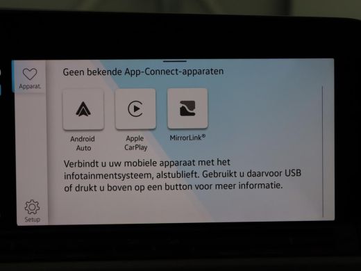 Volkswagen Golf 1.0 TSI Life | Camera | Carplay | Park Assist | Adaptive cruise | Navigatie | Sfeerverlichting | ... ActivLease financial lease