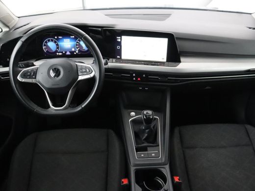 Volkswagen Golf 1.0 TSI Life | Camera | Carplay | Park Assist | Adaptive cruise | Navigatie | Sfeerverlichting | ... ActivLease financial lease