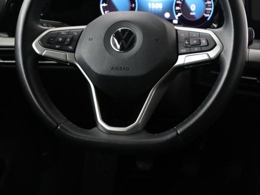 Volkswagen Golf 1.0 TSI Life | Camera | Carplay | Park Assist | Adaptive cruise | Navigatie | Sfeerverlichting | ... ActivLease financial lease