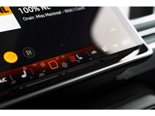 Volkswagen ID. Buzz Pro Bulli Limited Edition 86 kWh LWB 7p. | Achteruitrijcamera | Cruise control adaptief | Extra g... ActivLease financial lease