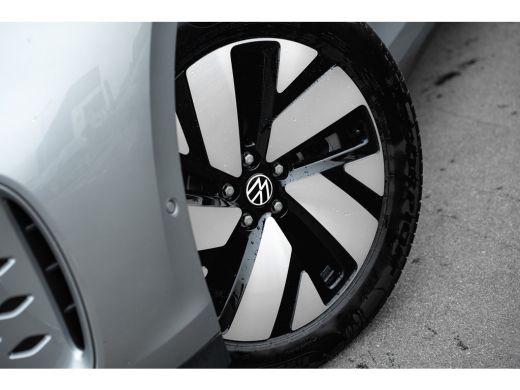 Volkswagen ID. Buzz Pro Bulli Limited Edition 86 kWh LWB 7p. | Achteruitrijcamera | Cruise control adaptief | Extra g... ActivLease financial lease