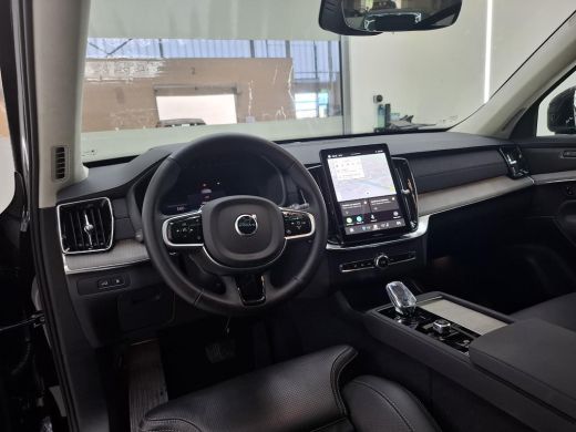 Volvo  XC90 T8 Plug-in hybrid AWD Ultra Bright | Luchtvering | Nappaleer | Stoelventilatie | Trekhaak | Harma... ActivLease financial lease