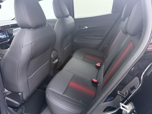 Alfa Romeo Junior Ibrida Ti | 18" lichtmetalen velgen - Fori | Elektrisch bediend panoramisch schuifdak | Techno Pack ActivLease financial lease