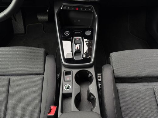 Audi A3 Sportback 40 204pk TFSI e S Line Achterklep met comfortopening | Achteruitrijcamera | Sportstoele... ActivLease financial lease