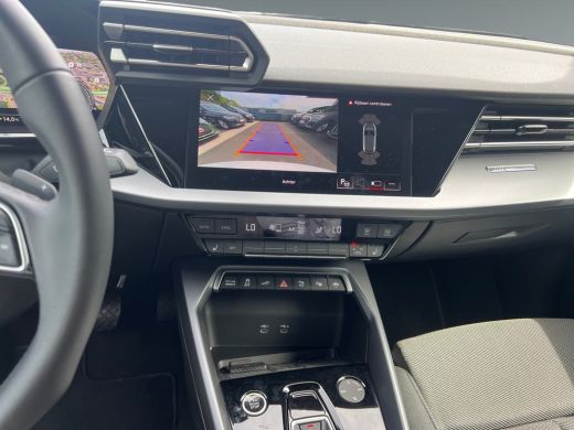 Audi A3 Sportback 40 204pk TFSI e S Line Parkeersensoren voor en achter | Achteruitrijcamera | MMI Naviga... ActivLease financial lease