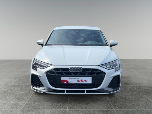 Audi A3 Sportback 40 204pk TFSI e S Line Parkeersensoren voor en achter | Achteruitrijcamera | MMI Naviga... ActivLease financial lease
