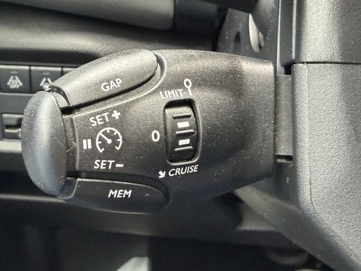 Citroën C5 Aircross 225pk Plug-in Hybrid Shine (Elektrisch Schuifdak - Elektrische Klep - 360gr Camera - LED - Adapti... ActivLease financial lease