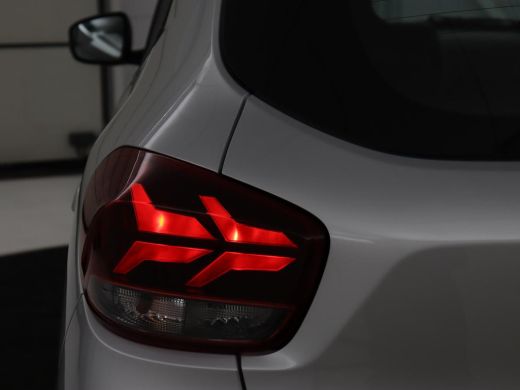 Dacia Spring 65 Extreme 27 kWh | SOH 94,9% | Leder | Camera | Carplay | Airco | Speedlimiter | Bluetooth | Par... ActivLease financial lease