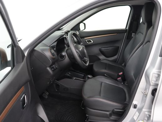 Dacia Spring 65 Extreme 27 kWh | SOH 94,9% | Leder | Camera | Carplay | Airco | Speedlimiter | Bluetooth | Par... ActivLease financial lease