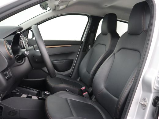 Dacia Spring 65 Extreme 27 kWh | SOH 94,9% | Leder | Camera | Carplay | Airco | Speedlimiter | Bluetooth | Par... ActivLease financial lease
