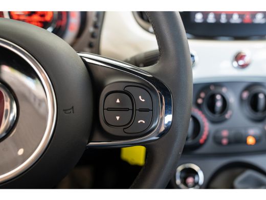 Fiat 500 1.0 Hybrid Cult | Navigatie | Lichtmetalen velgen | Bluetooth | Airco | DAB | Multifunctioneel St... ActivLease financial lease