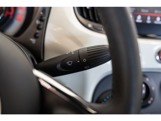 Fiat 500 1.0 Hybrid Cult | Navigatie | Lichtmetalen velgen | Bluetooth | Airco | DAB | Multifunctioneel St... ActivLease financial lease