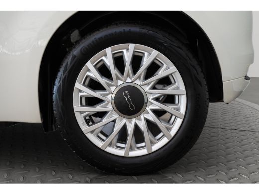 Fiat 500 1.0 Hybrid Cult | Navigatie | Lichtmetalen velgen | Bluetooth | Airco | DAB | Multifunctioneel St... ActivLease financial lease