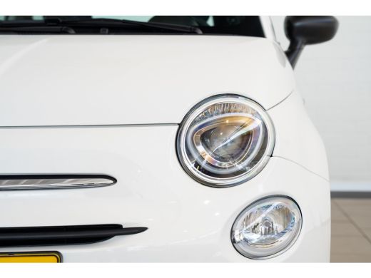 Fiat 500 1.0 Hybrid Cult | Navigatie | Lichtmetalen velgen | Bluetooth | Airco | DAB | Multifunctioneel St... ActivLease financial lease