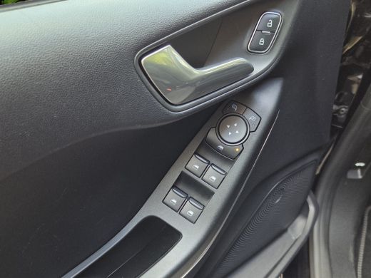Ford Fiesta 1.0 EcoBoost Hybrid Titanium | Stuur/stoelverwarming | Keyless | DAB | Lane Keeping ActivLease financial lease