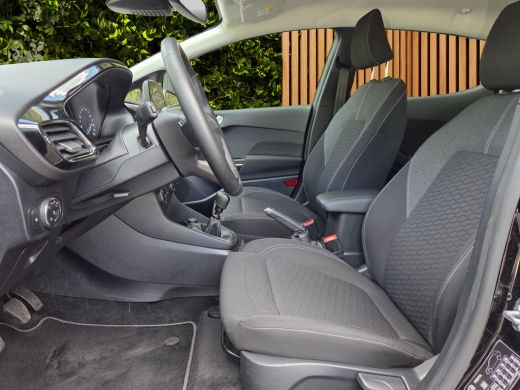 Ford Fiesta 1.0 EcoBoost Hybrid Titanium | Stuur/stoelverwarming | Keyless | DAB | Lane Keeping ActivLease financial lease