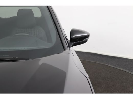 Ford Focus 1.0 EcoBoost Hybrid ST Line | Automaat | Groot Navigatie | Winterpack | CarPlay/Android Auto | LE... ActivLease financial lease