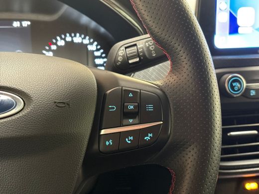 Ford Focus 1.0 EcoBoost ST Line (APPLE CARPLAY, GROOT NAVI, LEDER, BANG&OLUFSEN, CAMERA, KEYLESS, CLIMATE, S... ActivLease financial lease