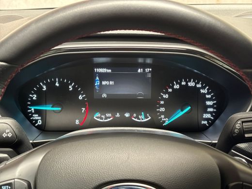 Ford Focus 1.0 EcoBoost ST Line (APPLE CARPLAY, GROOT NAVI, LEDER, BANG&OLUFSEN, CAMERA, KEYLESS, CLIMATE, S... ActivLease financial lease
