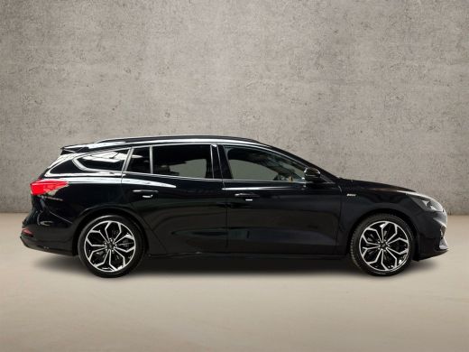 Ford Focus 1.0 EcoBoost ST Line (APPLE CARPLAY, GROOT NAVI, LEDER, BANG&OLUFSEN, CAMERA, KEYLESS, CLIMATE, S... ActivLease financial lease