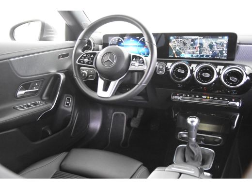 Mercedes-Benz CLA 180 SB *1ste Eigenaar*Leer*Navigatie*Stoelverwarming* ActivLease financial lease