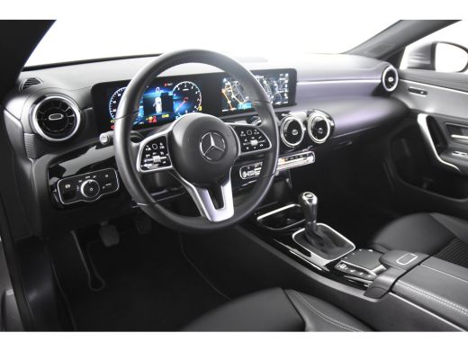 Mercedes-Benz CLA 180 SB *1ste Eigenaar*Leer*Navigatie*Stoelverwarming* ActivLease financial lease