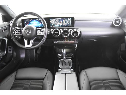 Mercedes-Benz CLA 180 SB *1ste Eigenaar*Leer*Navigatie*Stoelverwarming* ActivLease financial lease