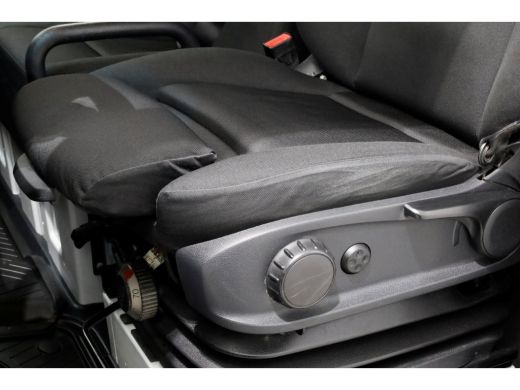 Mercedes-Benz Sprinter 319 CDI 3.0 V6 190pk E6 L2H2 7G Automaat LED/Camera/Trekhaak 3500kg 02-2019 ActivLease financial lease