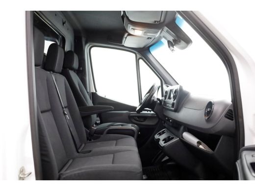 Mercedes-Benz Sprinter 319 CDI 3.0 V6 190pk E6 L2H2 7G Automaat LED/Camera/Trekhaak 3500kg 02-2019 ActivLease financial lease